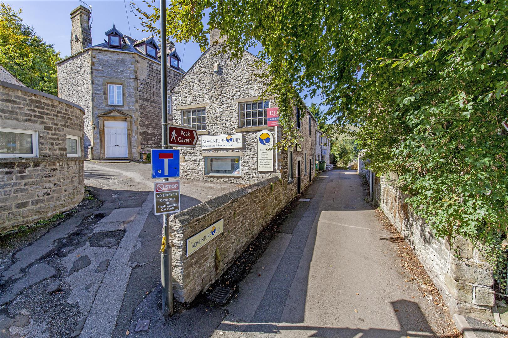 Castle Cottage, Market Place, Castleton, Hope Valley, S33 8WQ