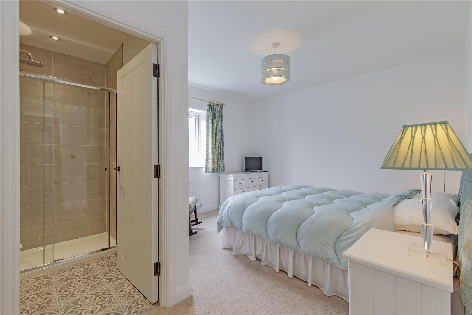 17, Swift Close, Bradwell, Hope Valley, S33 9AE