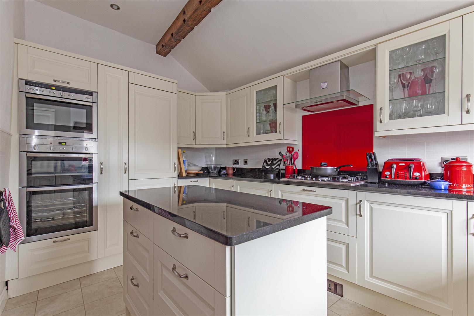 The Barn, Main Road, Grindleford, Hope Valley, S32 2HE