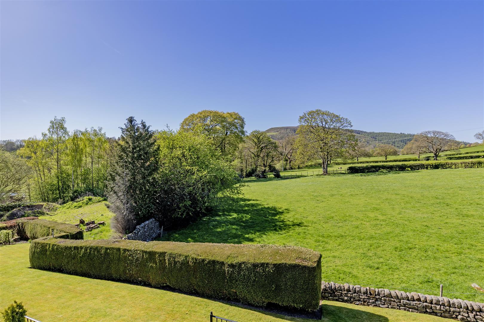 Mill Rise, The Hollow, Bamford, Hope Valley, S33 0DU