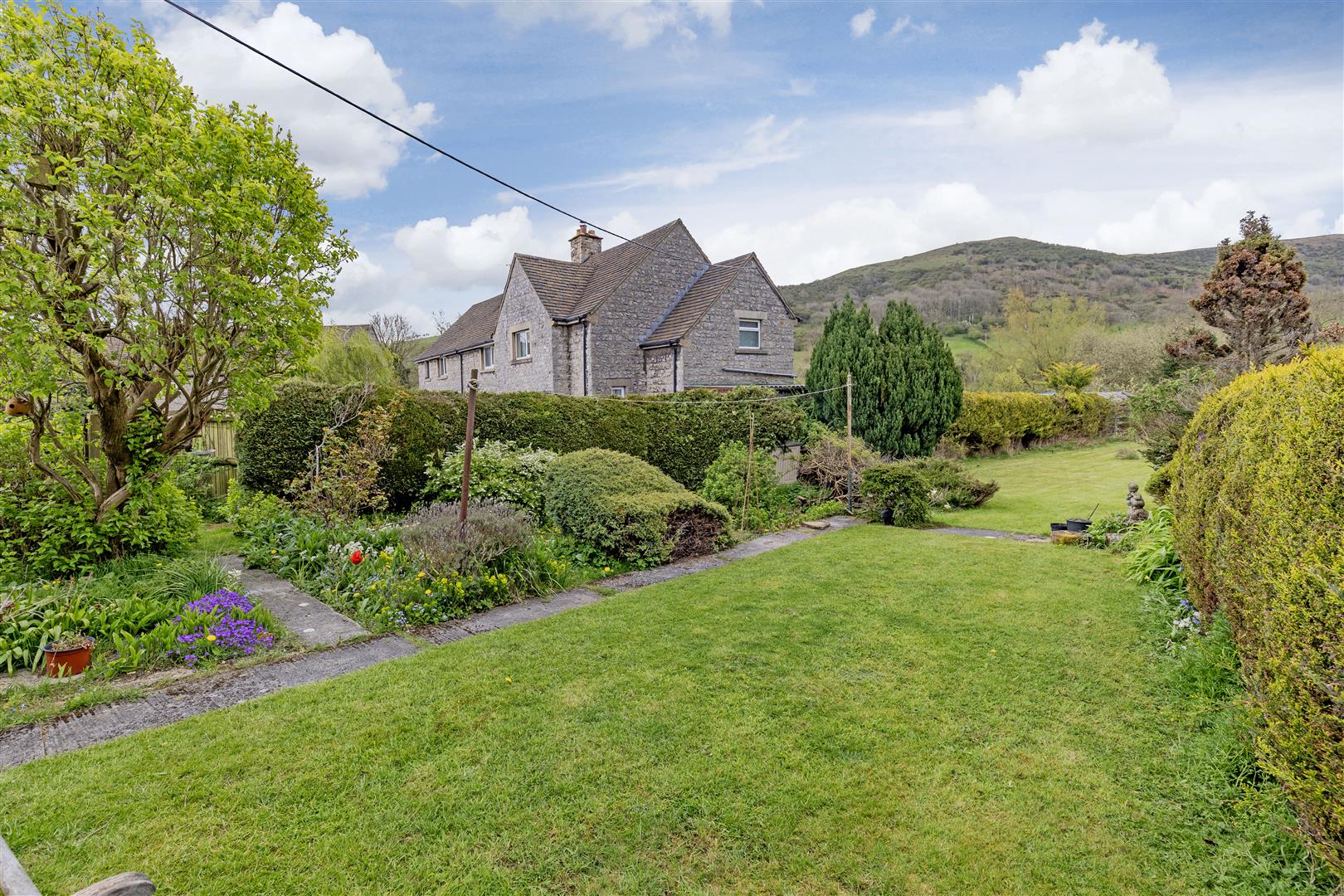 24, The Crescent, Bradwell, Hope Valley, S33 9HL
