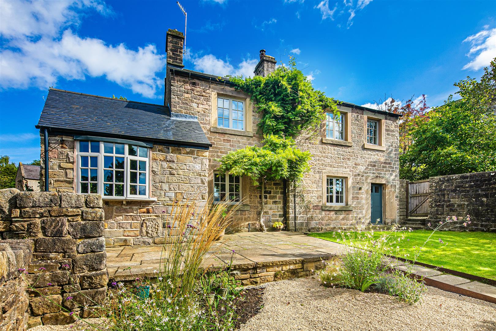 Greystones Cottage, Main Road, Hathersage, Hope Valley, S32 1BB