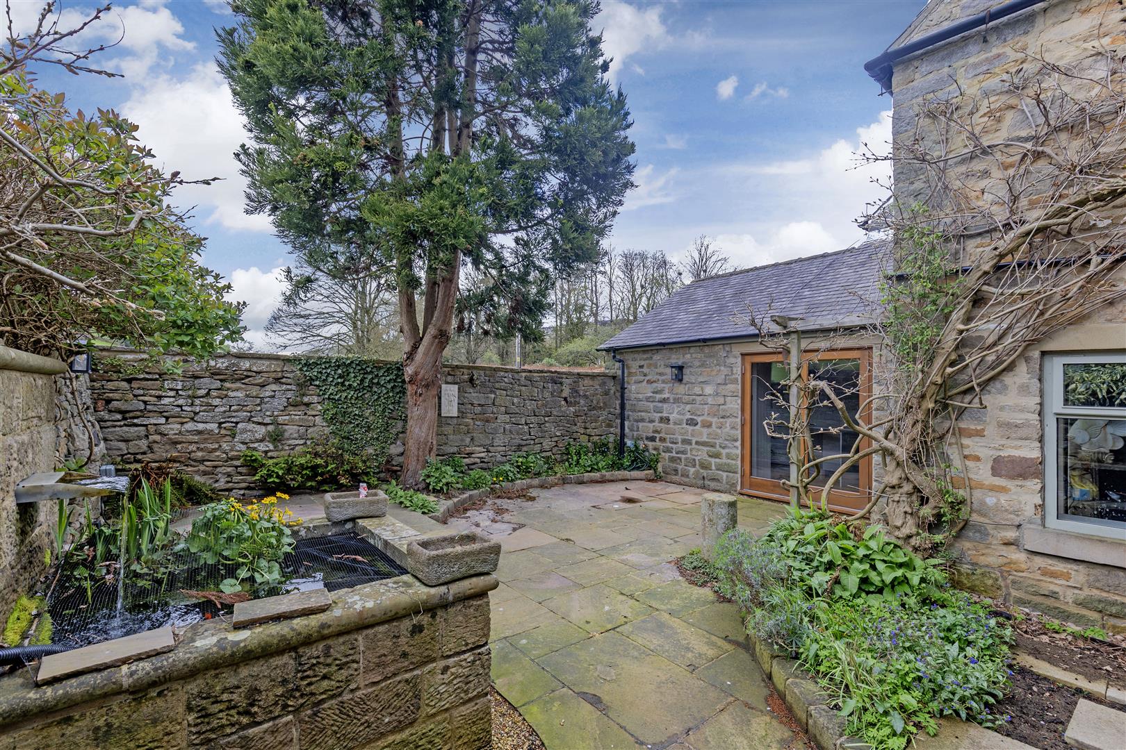 Bank View, Calver Bridge, Calver, Hope Valley, S32 3XA