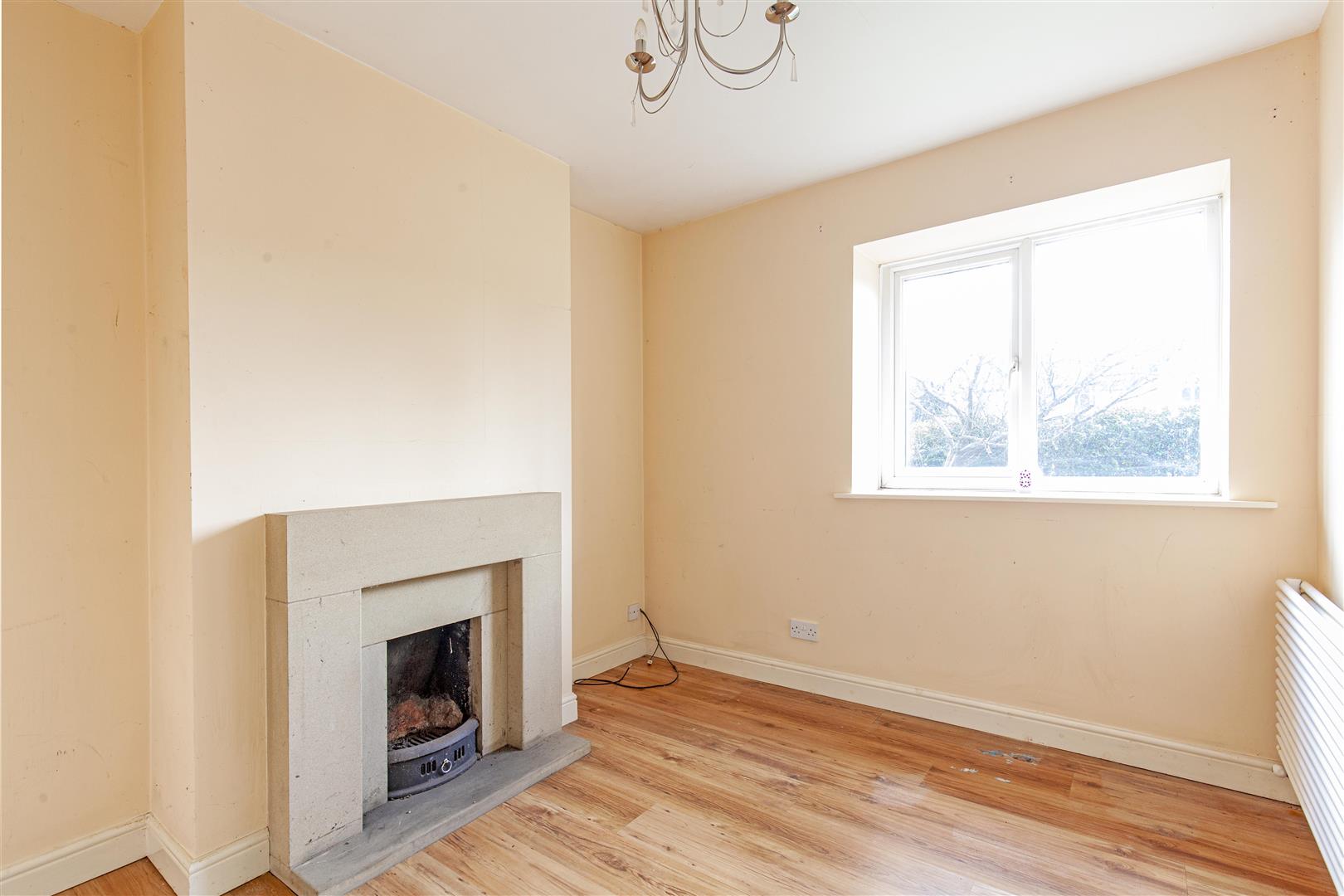 58, Castleton Road, Hope, Hope Valley, S33 6RD