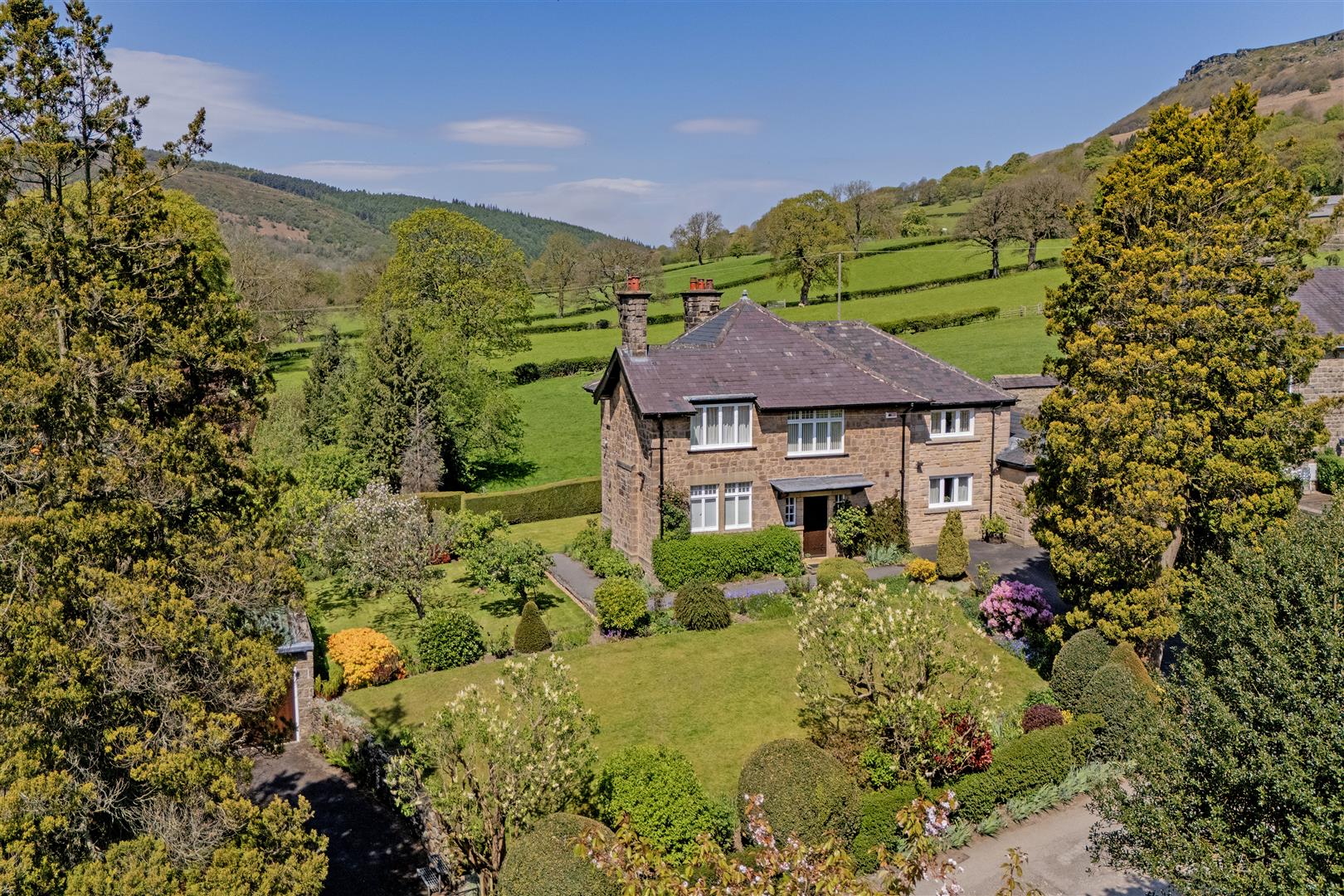 Mill Rise, The Hollow, Bamford, Hope Valley, S33 0DU