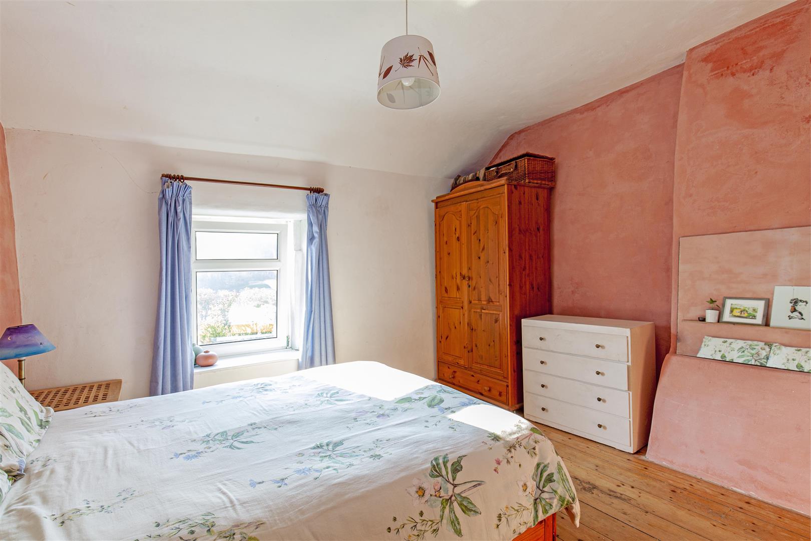 Up North, Hill Head, Bradwell, Hope Valley, S33 9HY