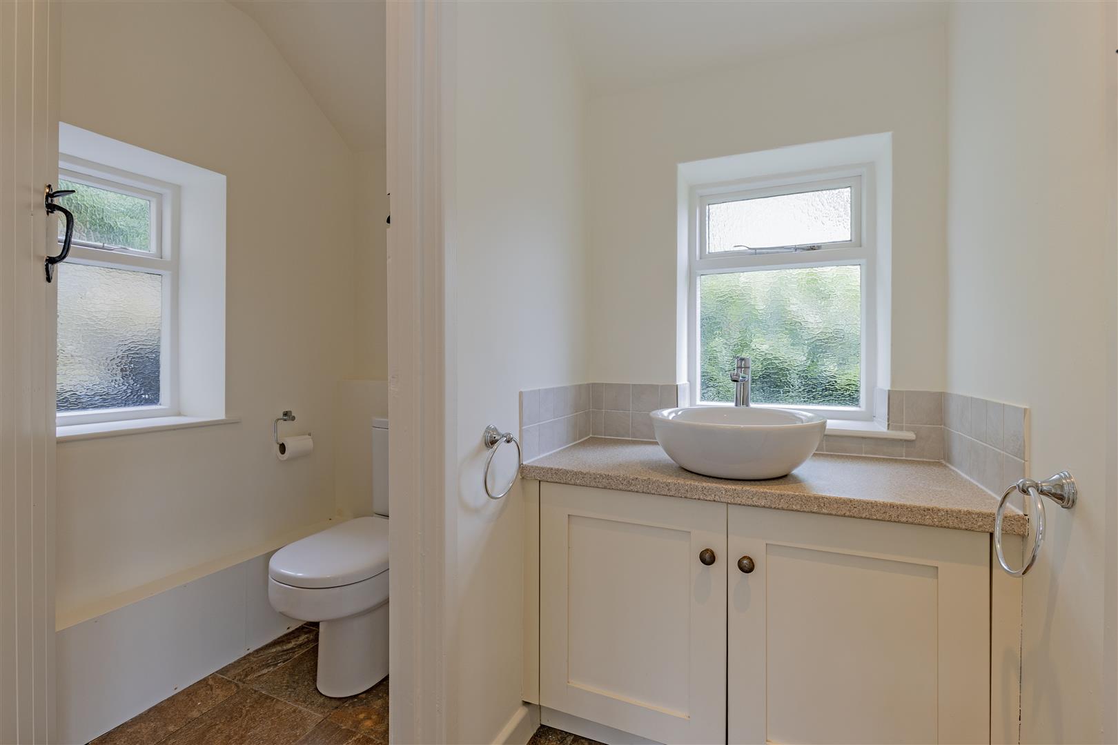1, Church Bank Cottages, Hathersage, Hope Valley, S32 1AJ