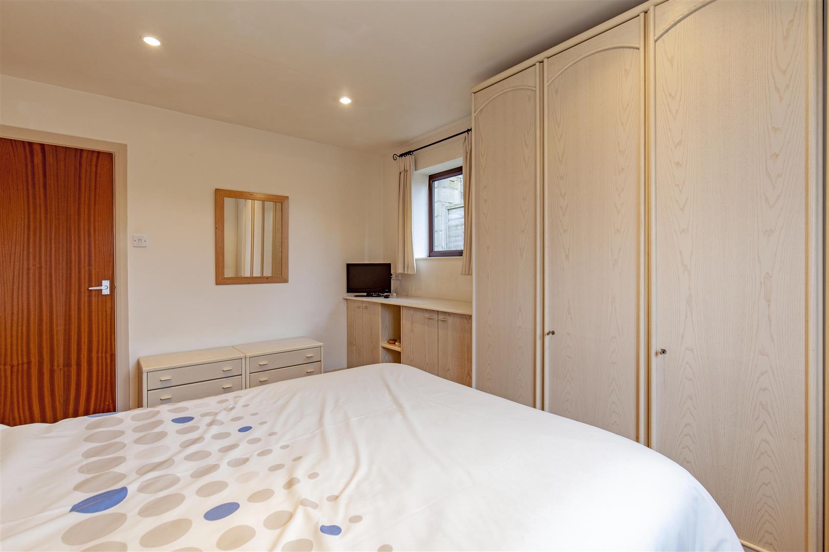 3, Fellview Close, Hathersage, Hope Valley, S32 1DS