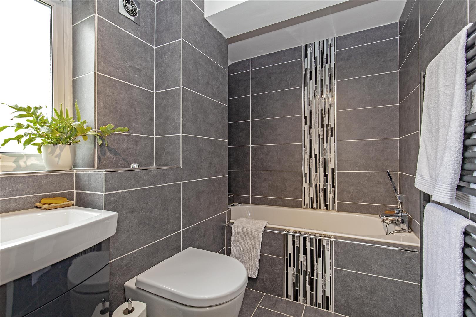 20, Pursglove Drive, Tideswell, SK17 8PA
