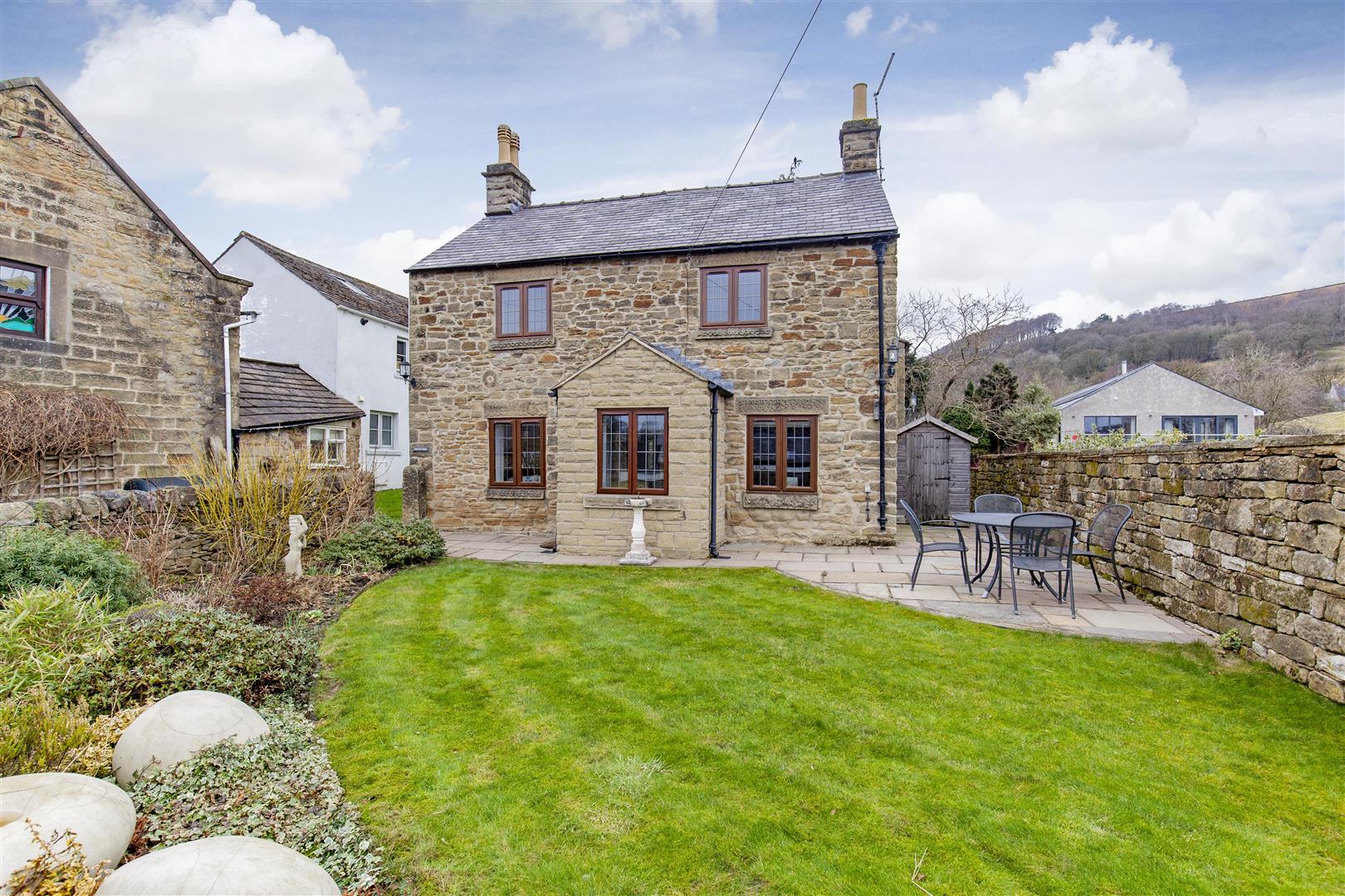 South View, The Square, Eyam, Hope Valley, S32 5RB