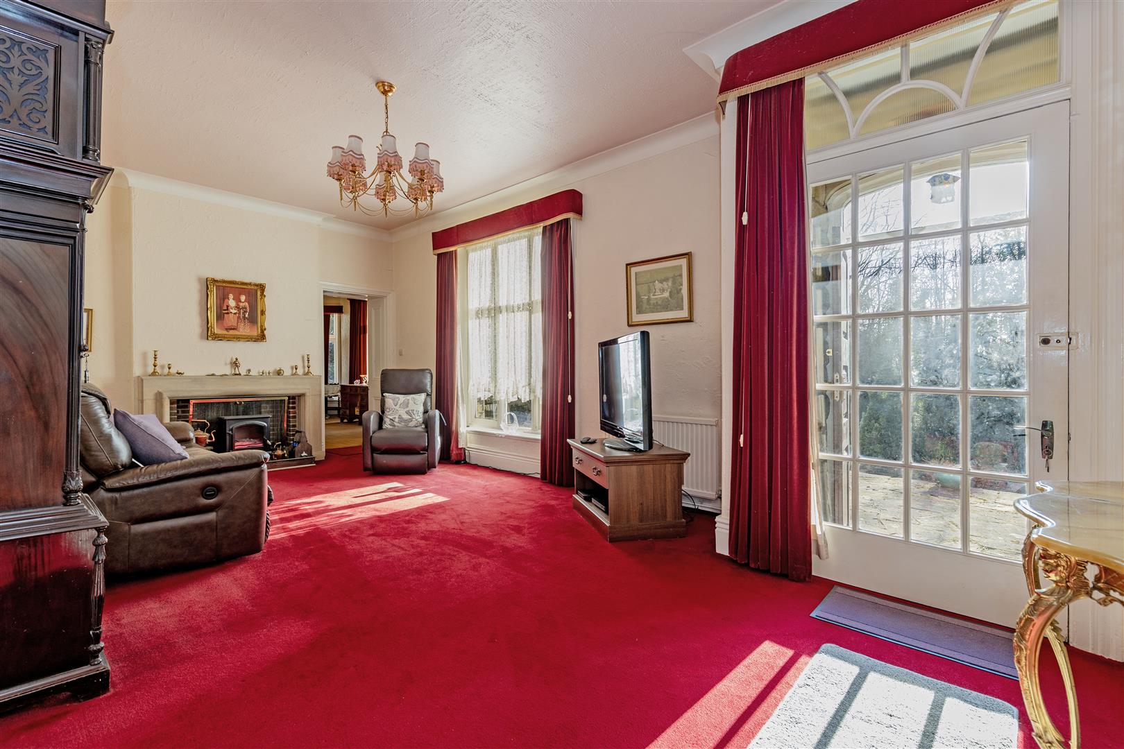 Knoll House, Joan Lane, Bamford, Hope Valley, S33 0AW