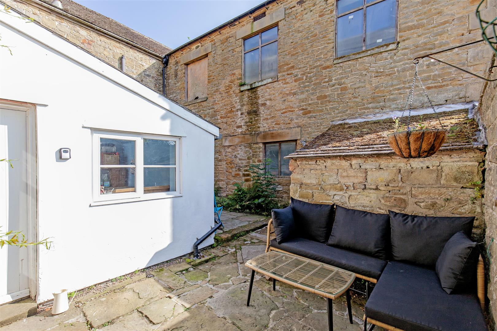 Stanley House, Church Street, Eyam, Hope Valley, S32 5QH