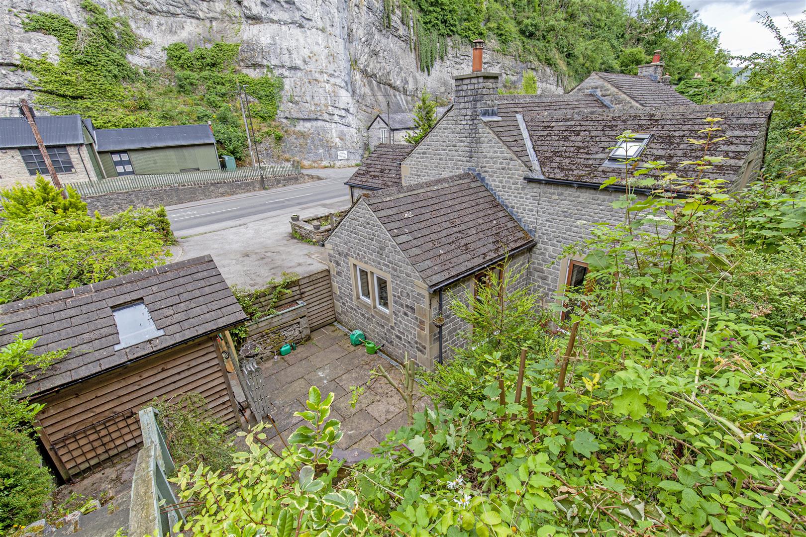 Rock View Cottage, The Dale, Stoney Middleton, Hope Valley, S32 4TF