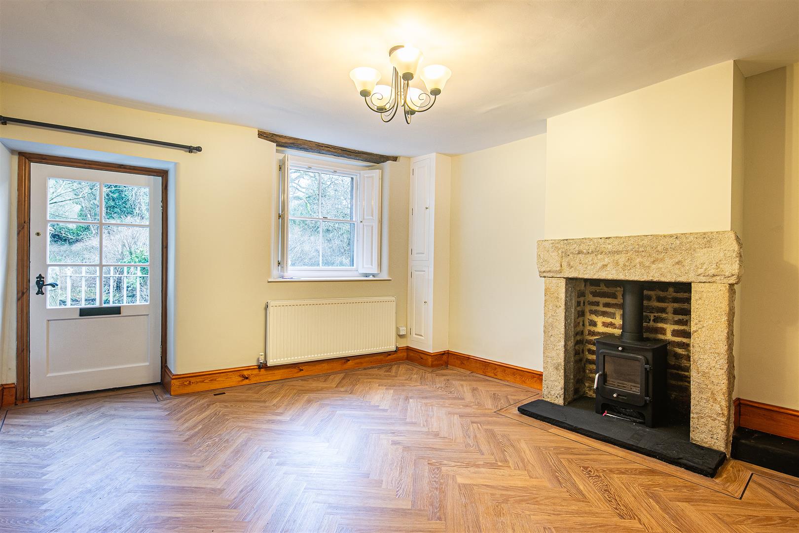1, Brookside Cottage, Nether End, Baslow, Bakewell, DE45 1SR