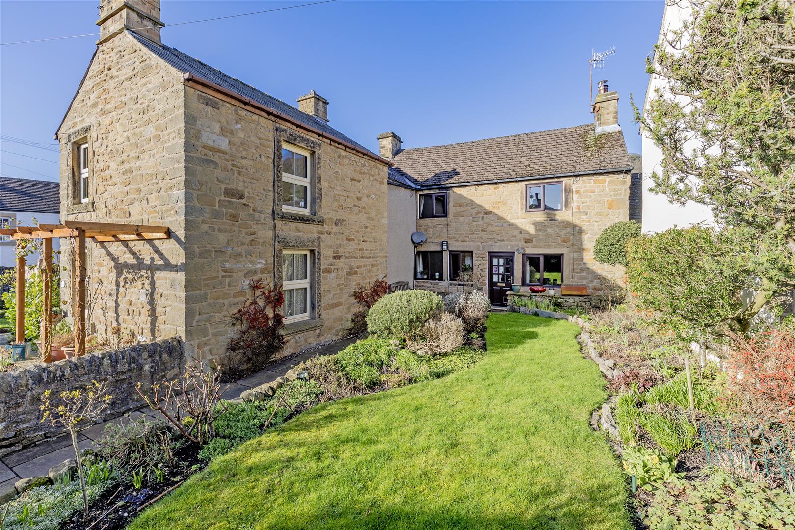 1 Cedar Cottages, The Causeway, Eyam, Hope Valley, S32 5QF