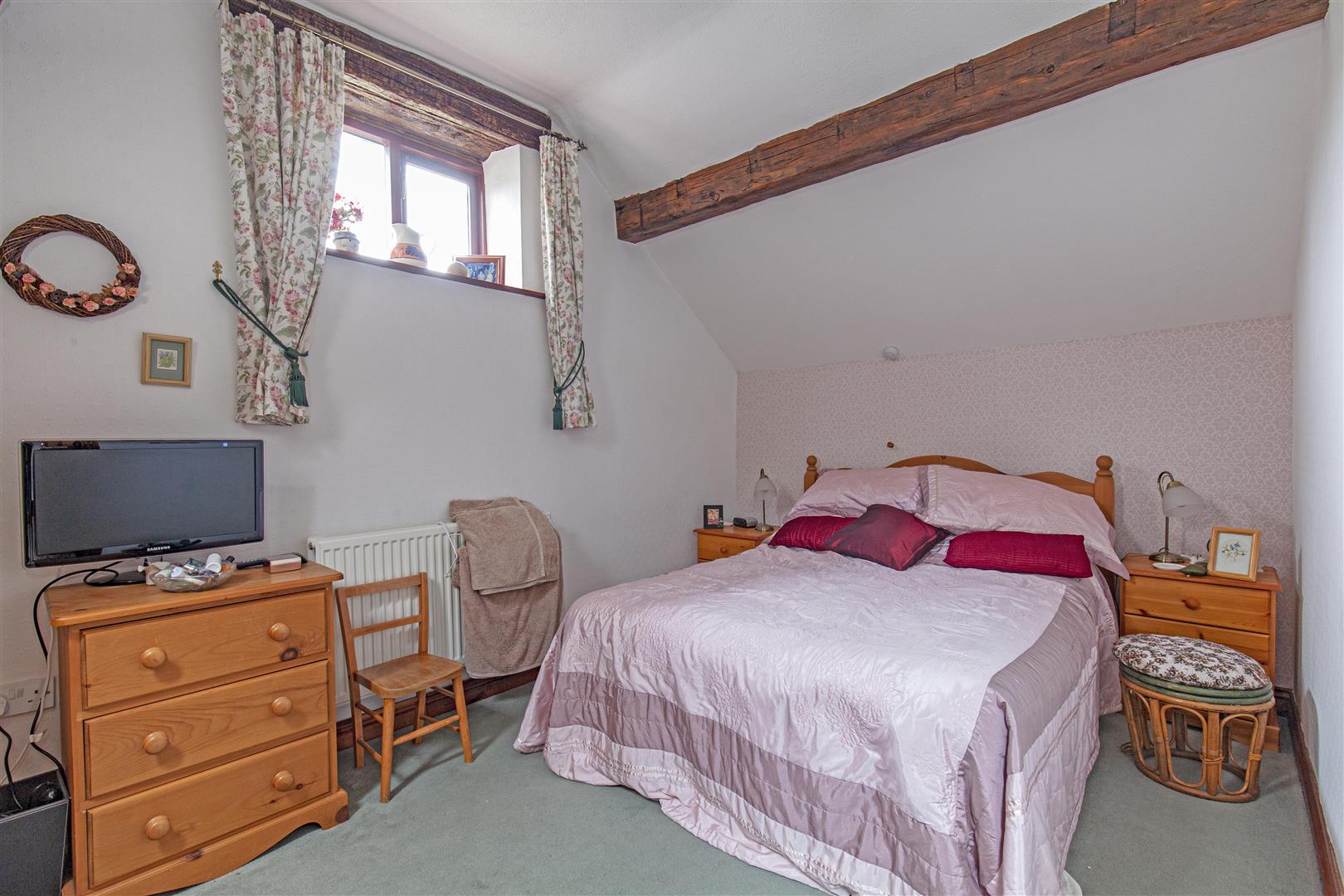 The Barn, Main Road, Grindleford, Hope Valley, S32 2HE