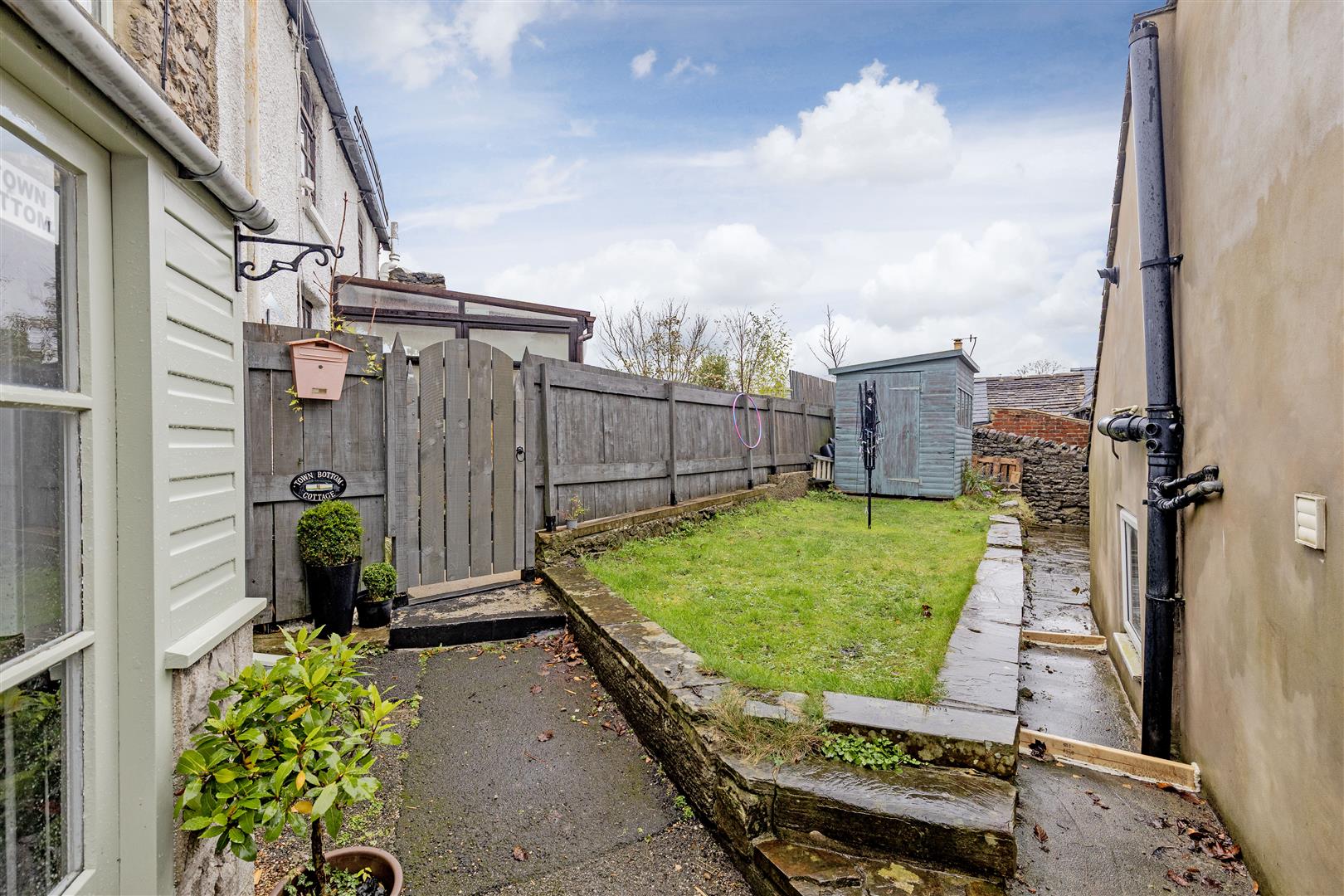 2, Town Bottom, Bradwell, Hope Valley, S33 9JU