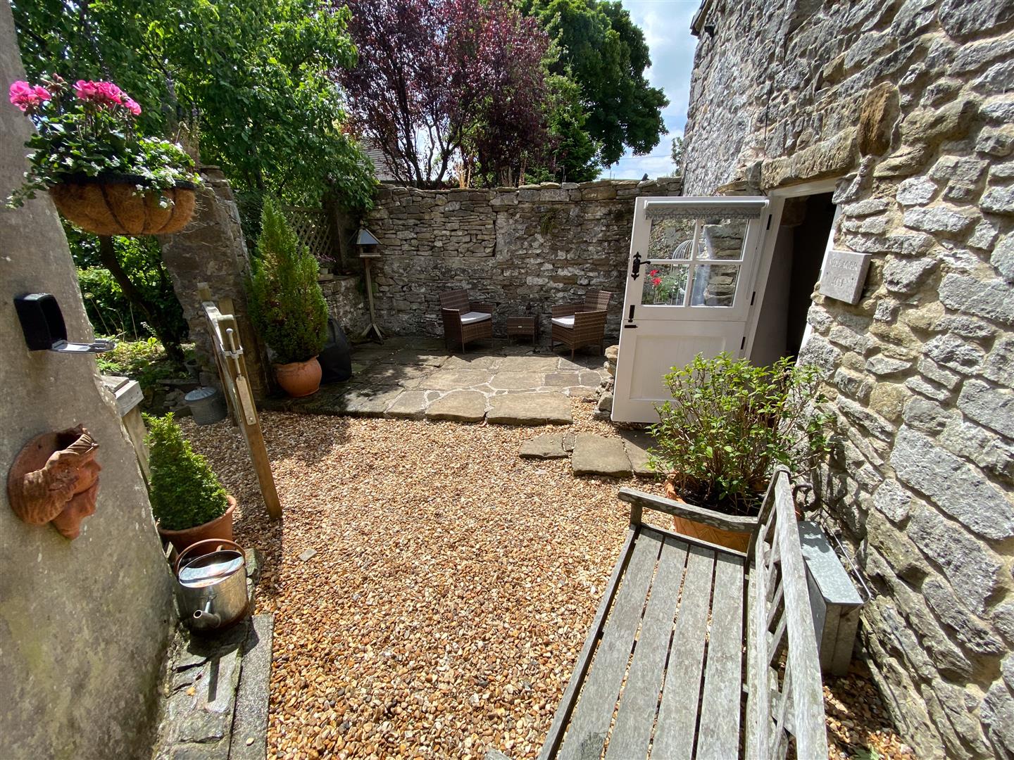 Serendipity Farm, Bradshaw Lane, Foolow, Hope Valley, S32 5QR