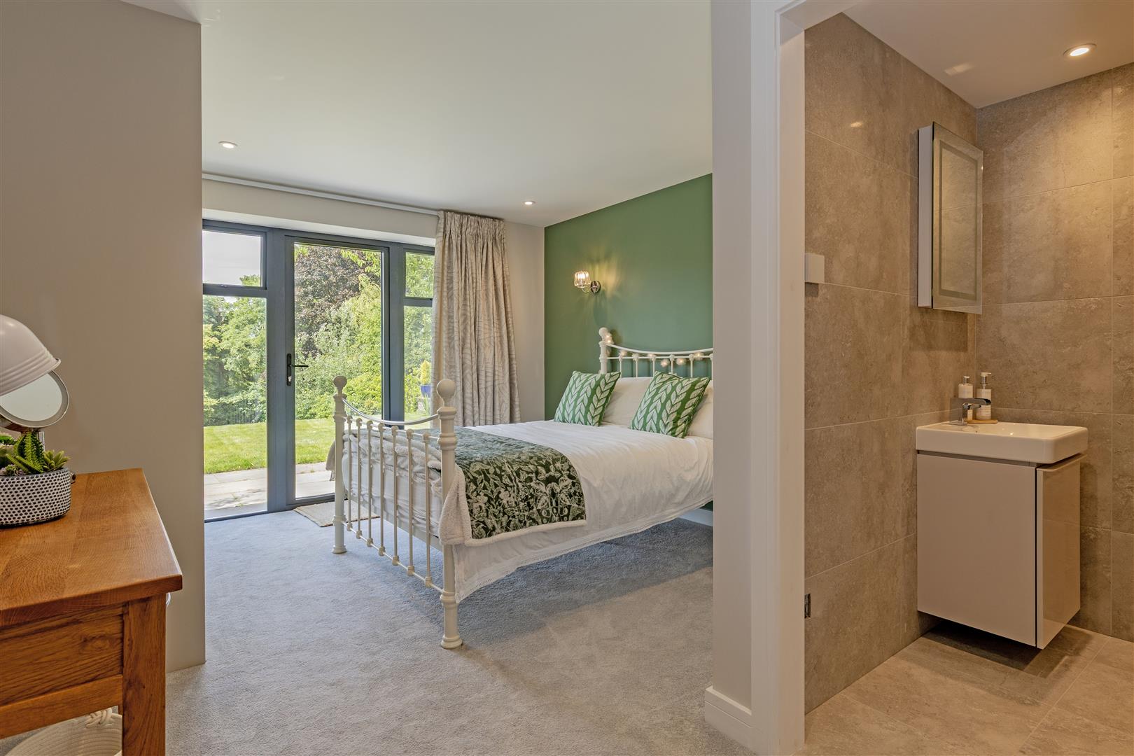 Cayley Lodge, Maynard Road, Grindleford, Hope Valley, S32 2JD