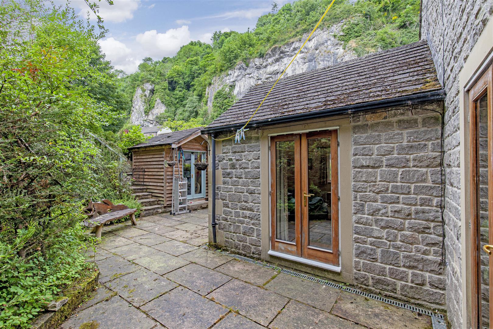 Rock View Cottage, The Dale, Stoney Middleton, Hope Valley, S32 4TF