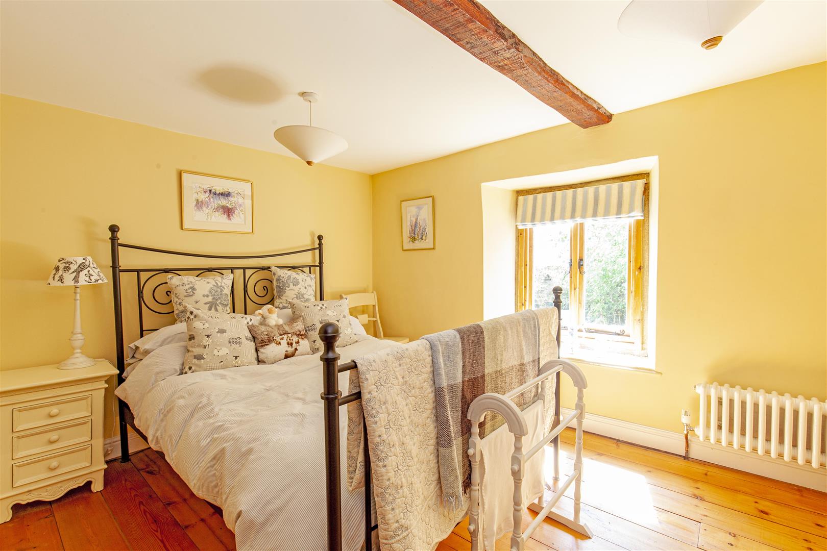 Brook Cottage, Mill Street, Stoney Middleton, Hope Valley, S32 4TT