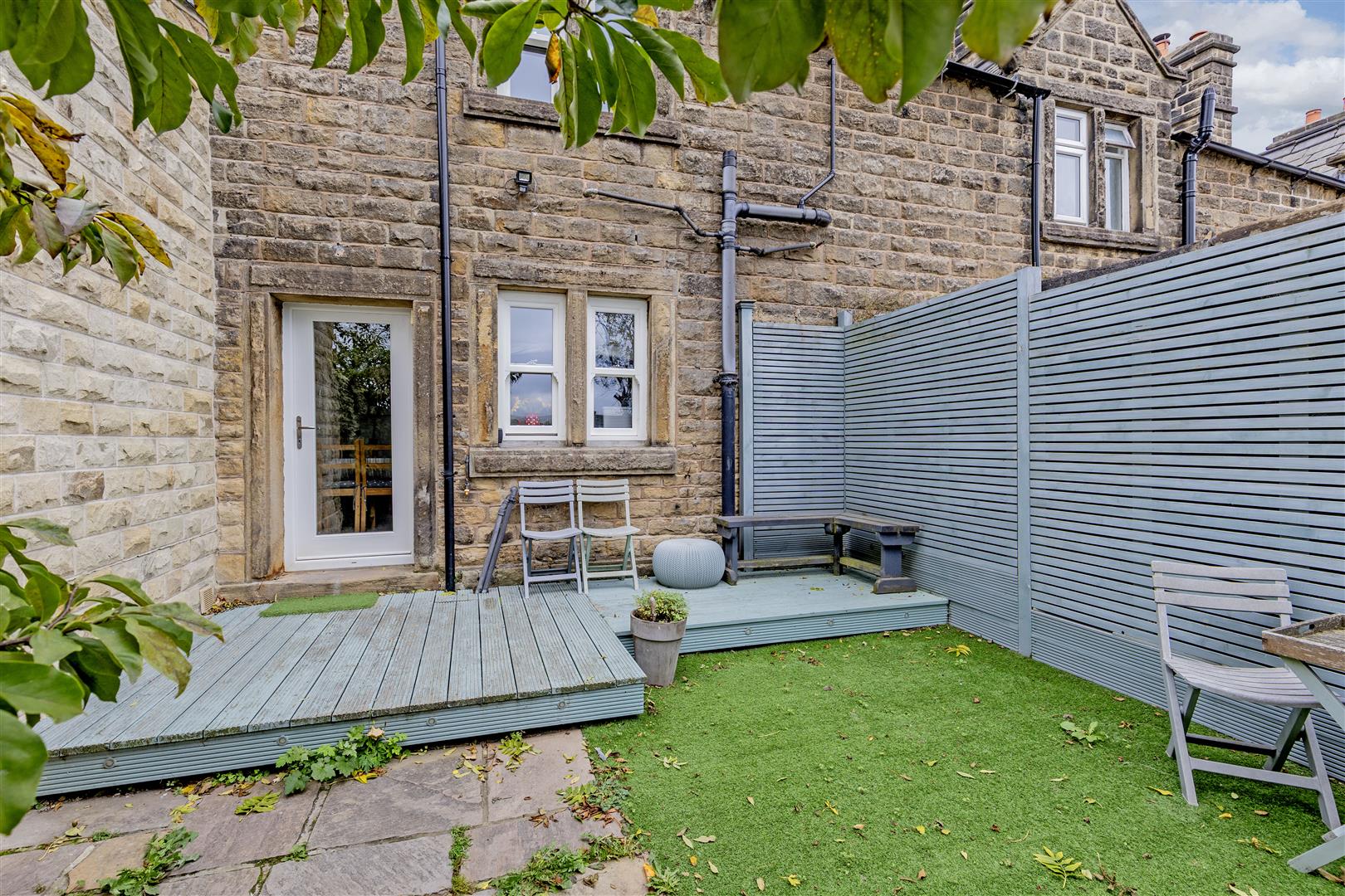 6 Old Post Office Row, Main Road, Bamford, Hope Valley, S33 0DY