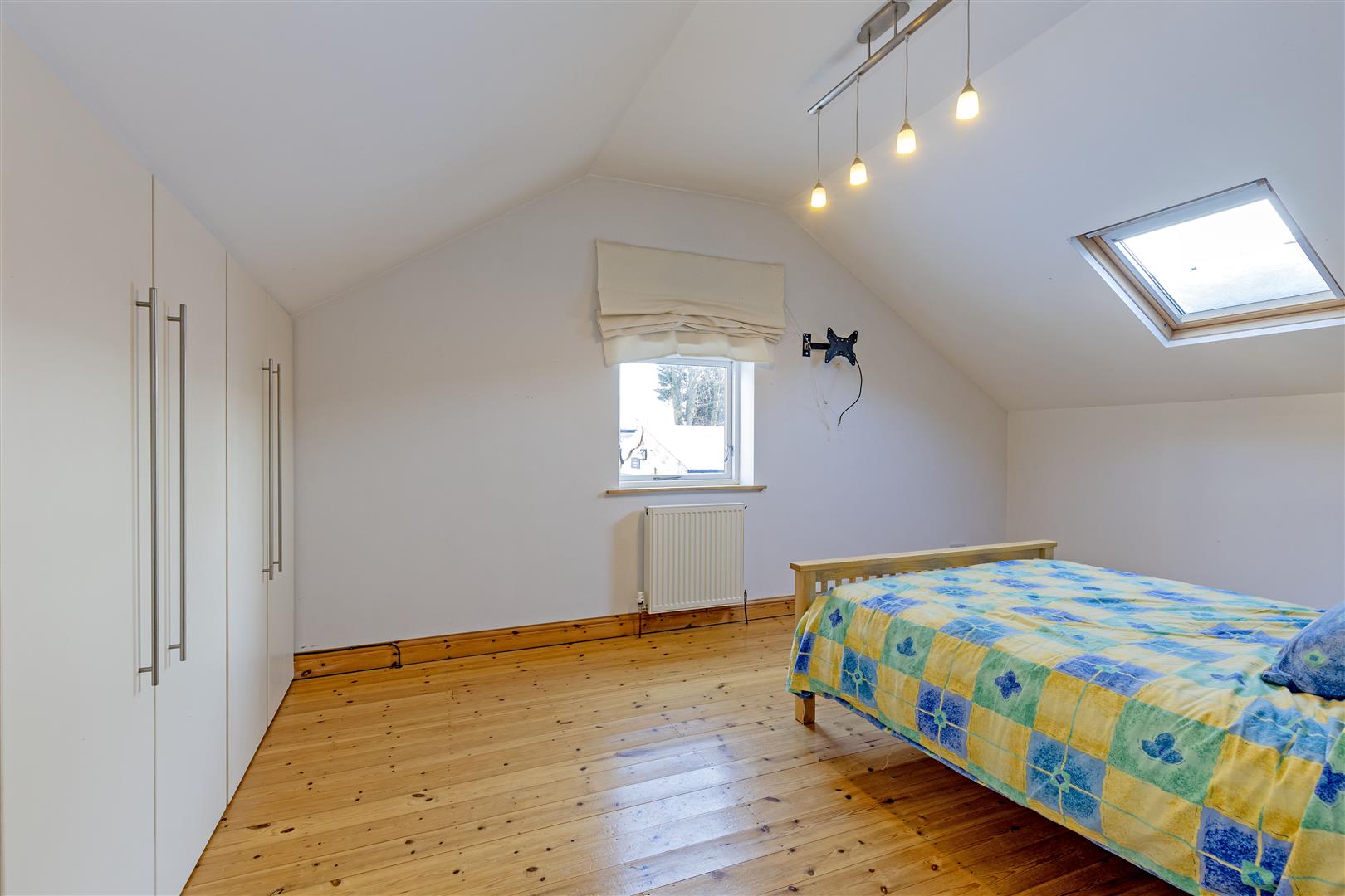 Jaywyze Cottage, Main Road, Bamford, Hope Valley, S33 0AY