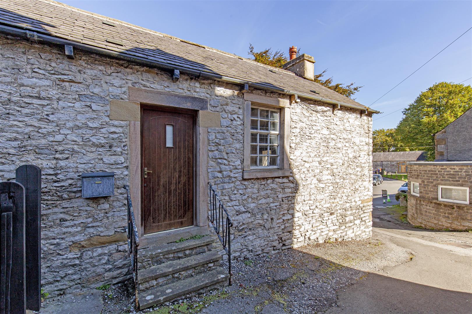 Castle Cottage, Market Place, Castleton, Hope Valley, S33 8WQ