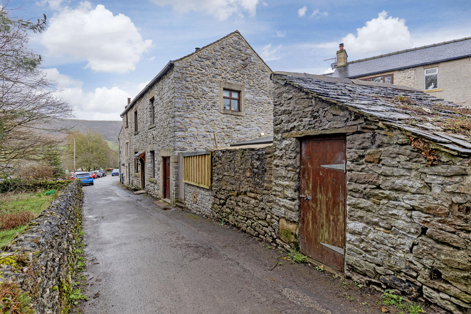Atlanta House, Micklow Lane, Bradwell, Hope Valley, S33 9JH