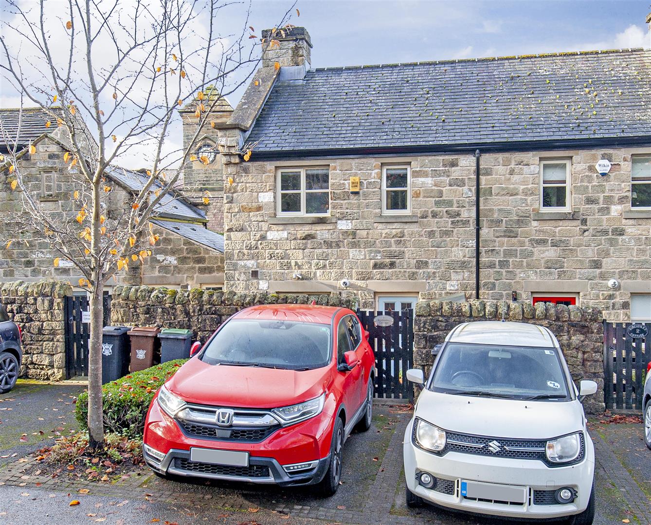 1 Birchinlee Cottage, The Hollow, Bamford, Hope Valley, S33 0AU