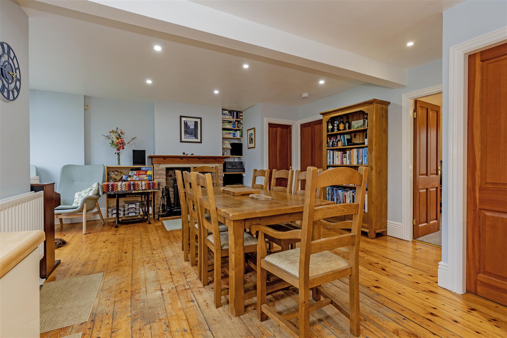 6, St. Johns Close, Bamford, Hope Valley, S33 0BD