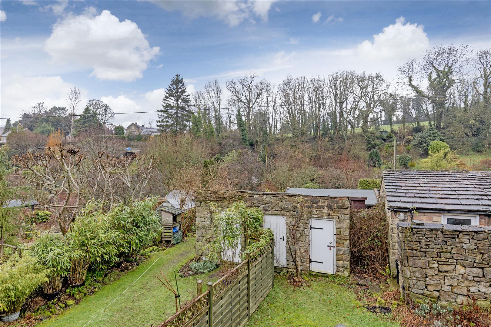 2 Millstone Cottages, The Dale, Hathersage, Hope Valley, S32 1AQ