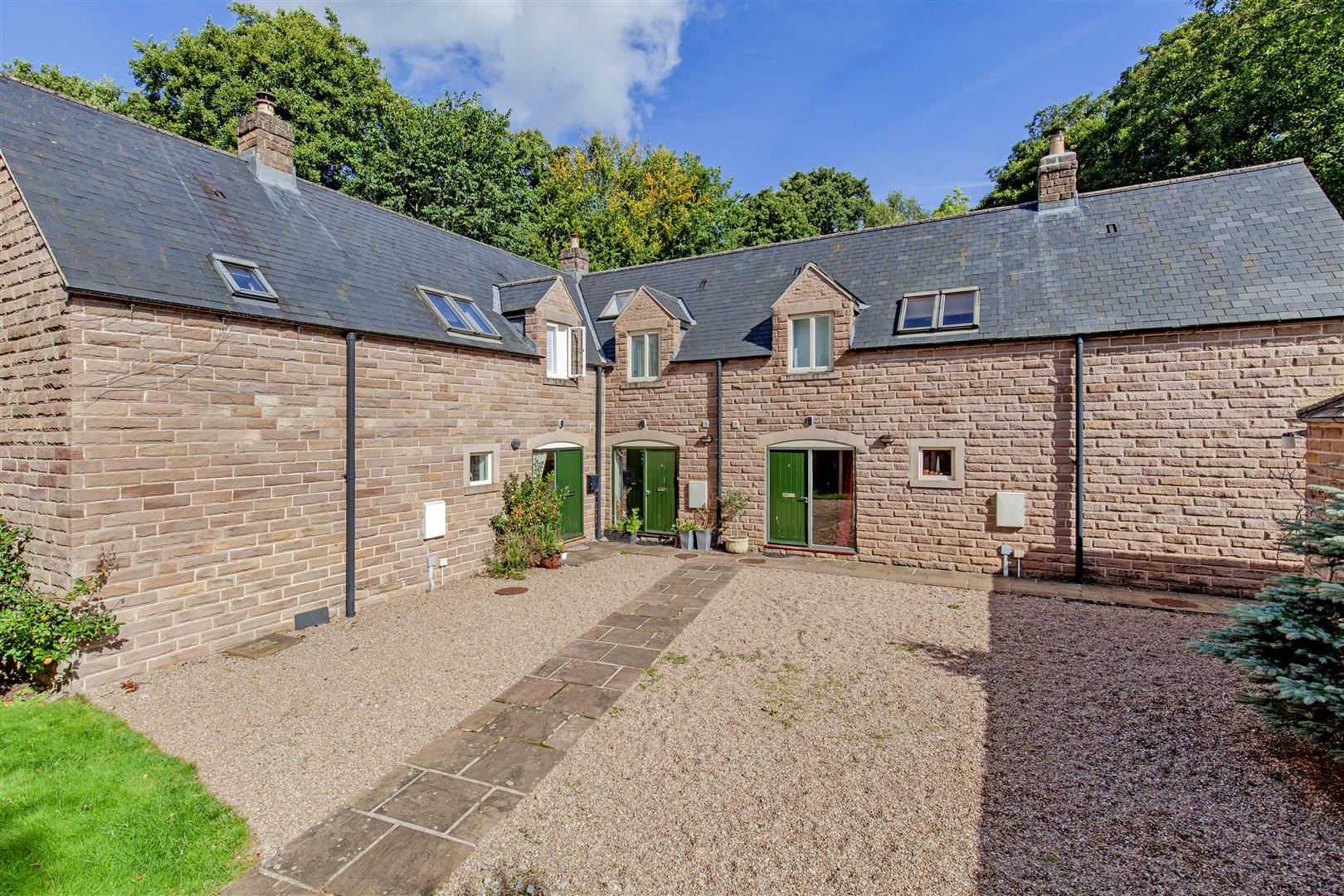 2 The Stables, Calver Mill, Calver, Hope Valley, S32 3YY