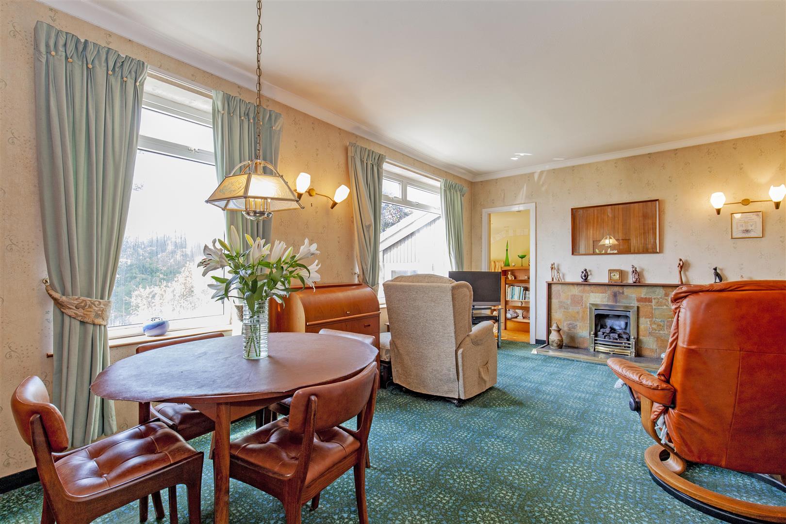 Pax, 5 Derwent Lane, Hathersage, Hope Valley, S32 1AS