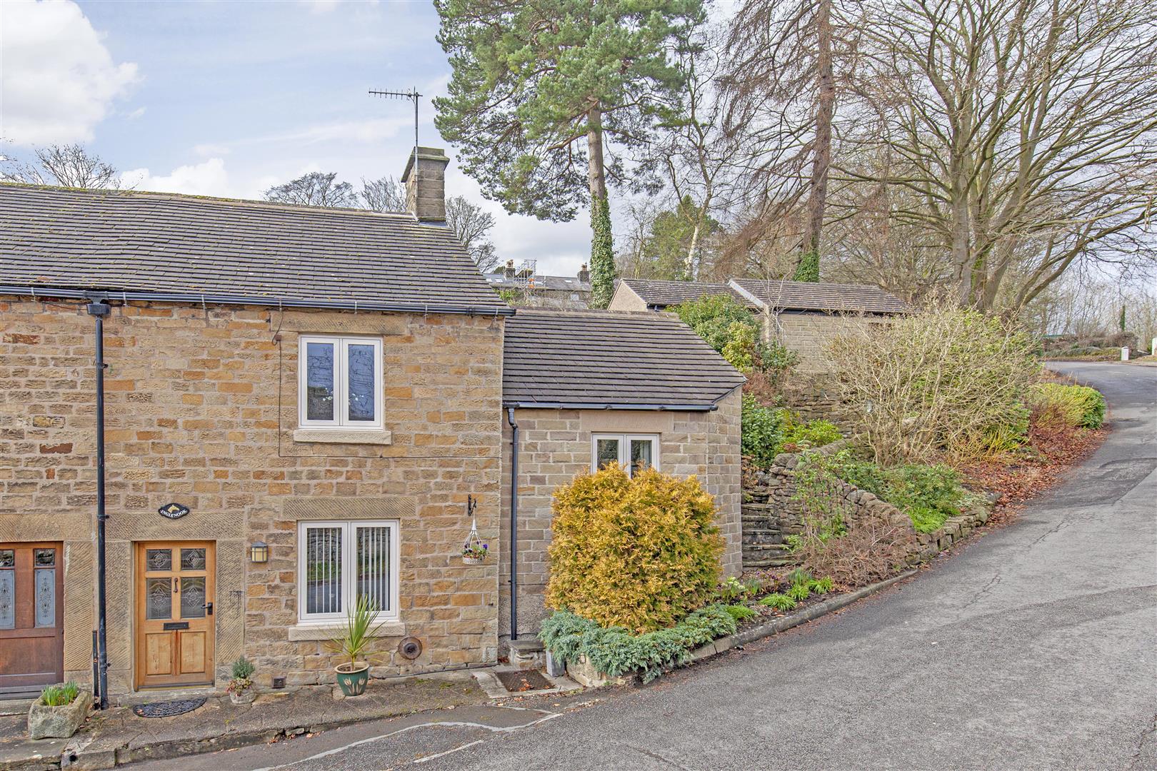 Inglenook, Sir William Hill Road, Grindleford, Hope Valley, S32 2HS