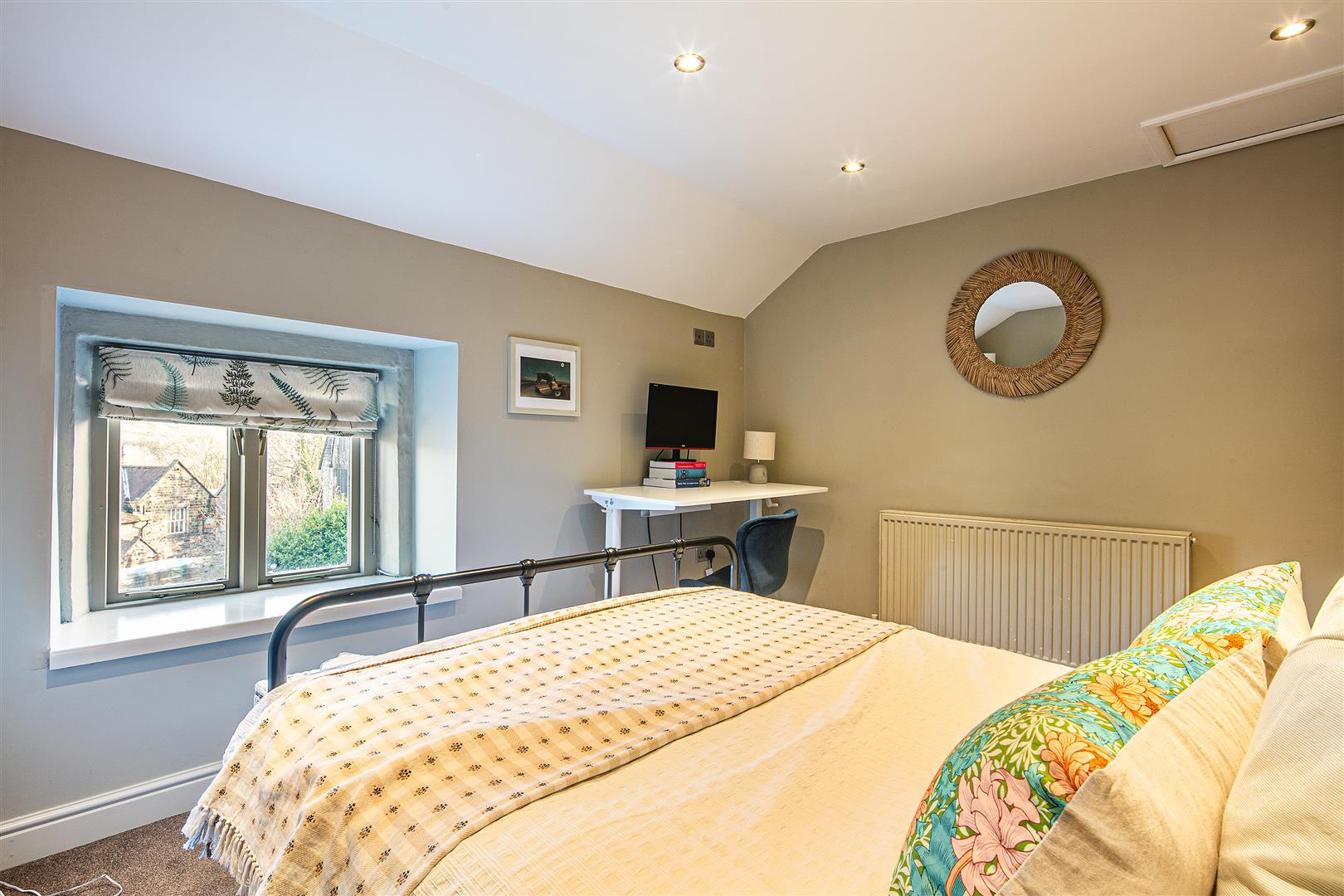 Rose Cottage, The Green, Grindleford, Hope Valley, S32 2HH