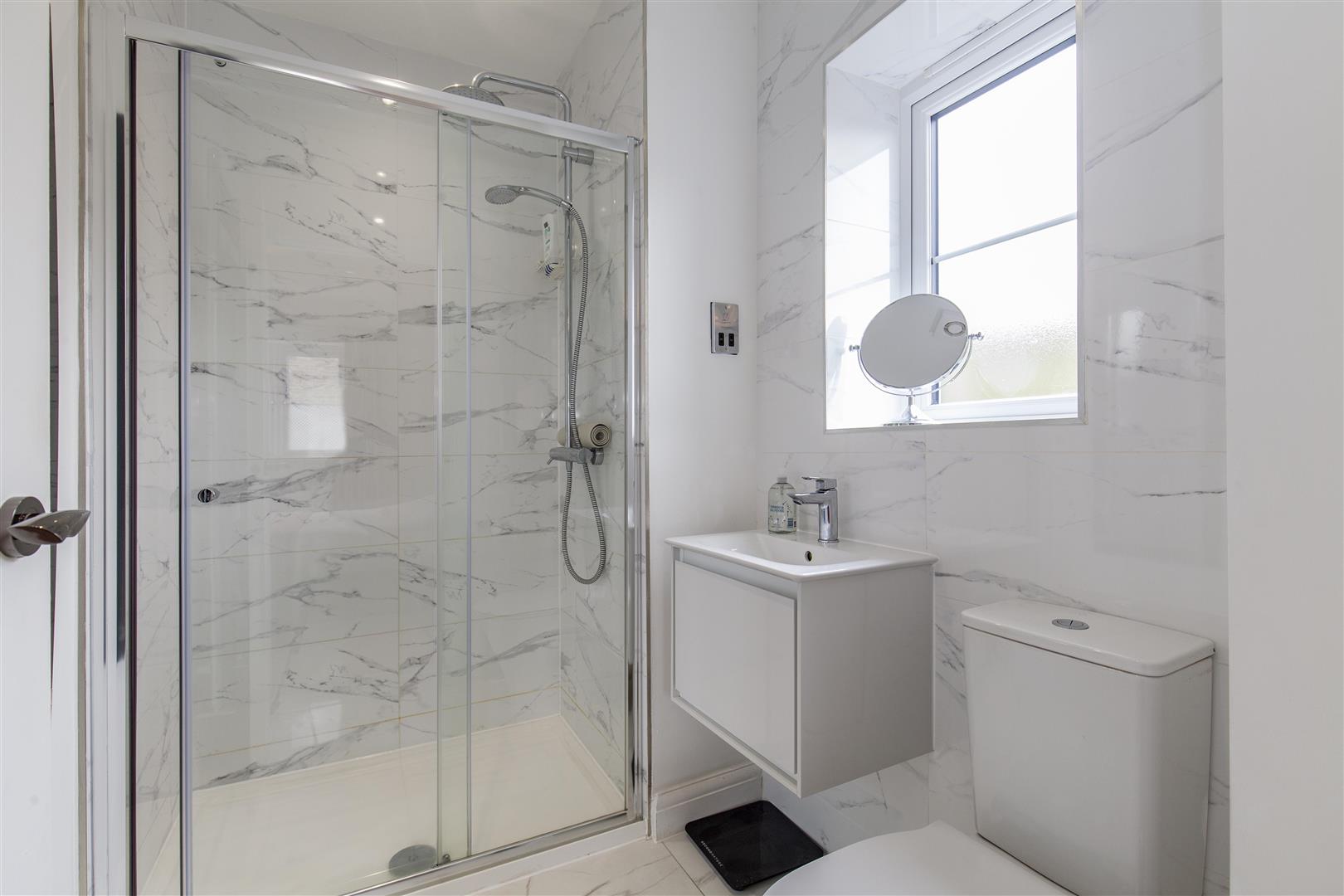 17, Swift Close, Bradwell, Hope Valley, S33 9AE