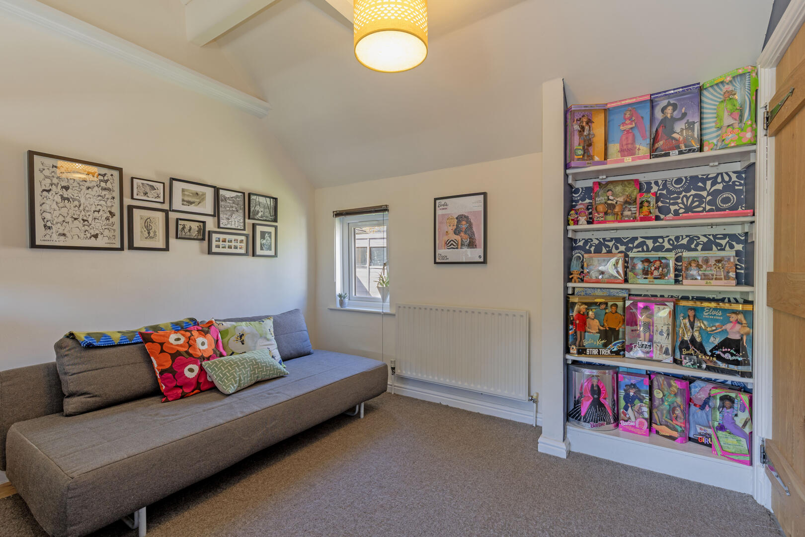 Mountain View, Far Hill, Bradwell, Hope Valley, S33 9HR