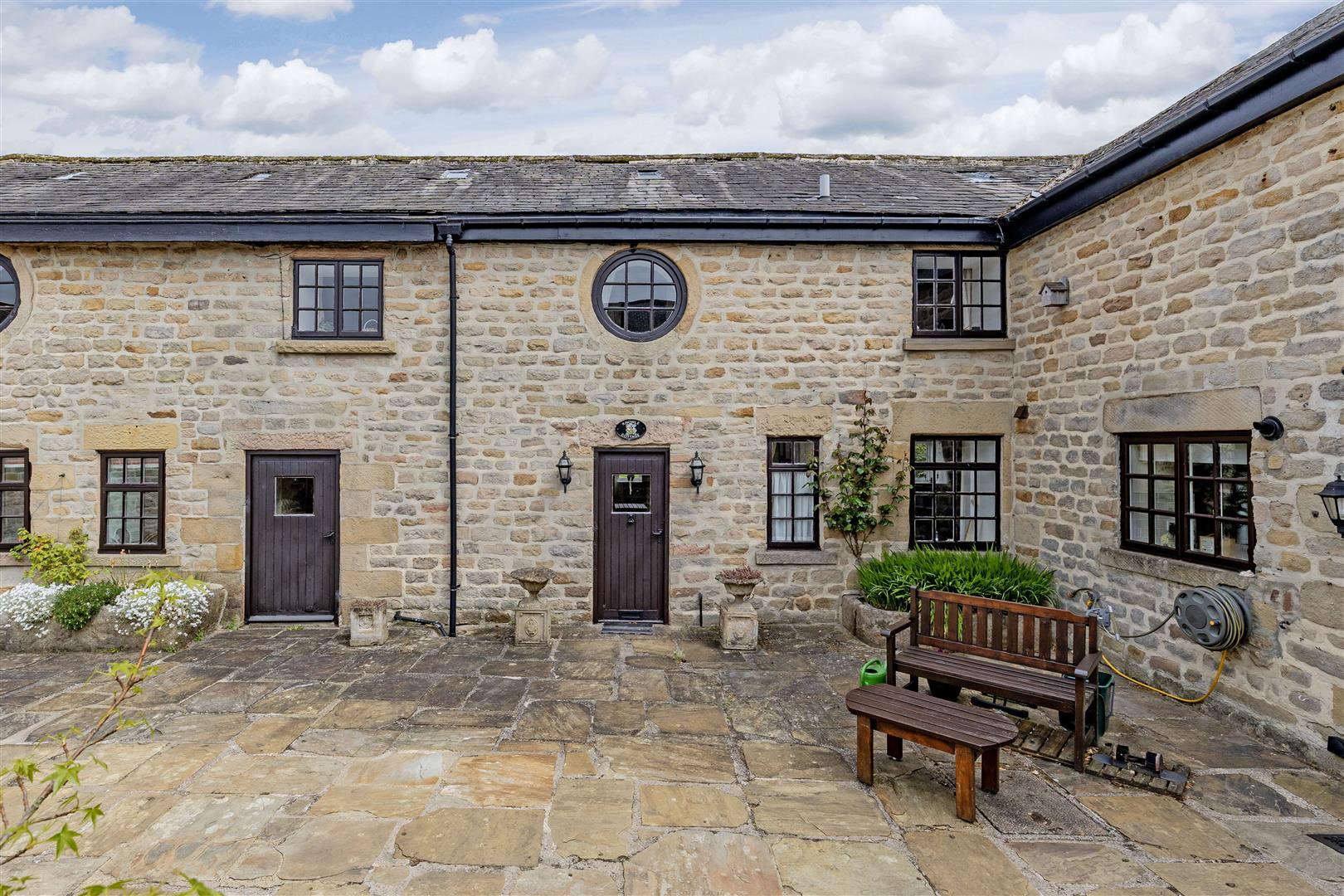 Knowle Cottage, Padley Mews, Main Road, Grindleford, Hope Valley, S32 2HE