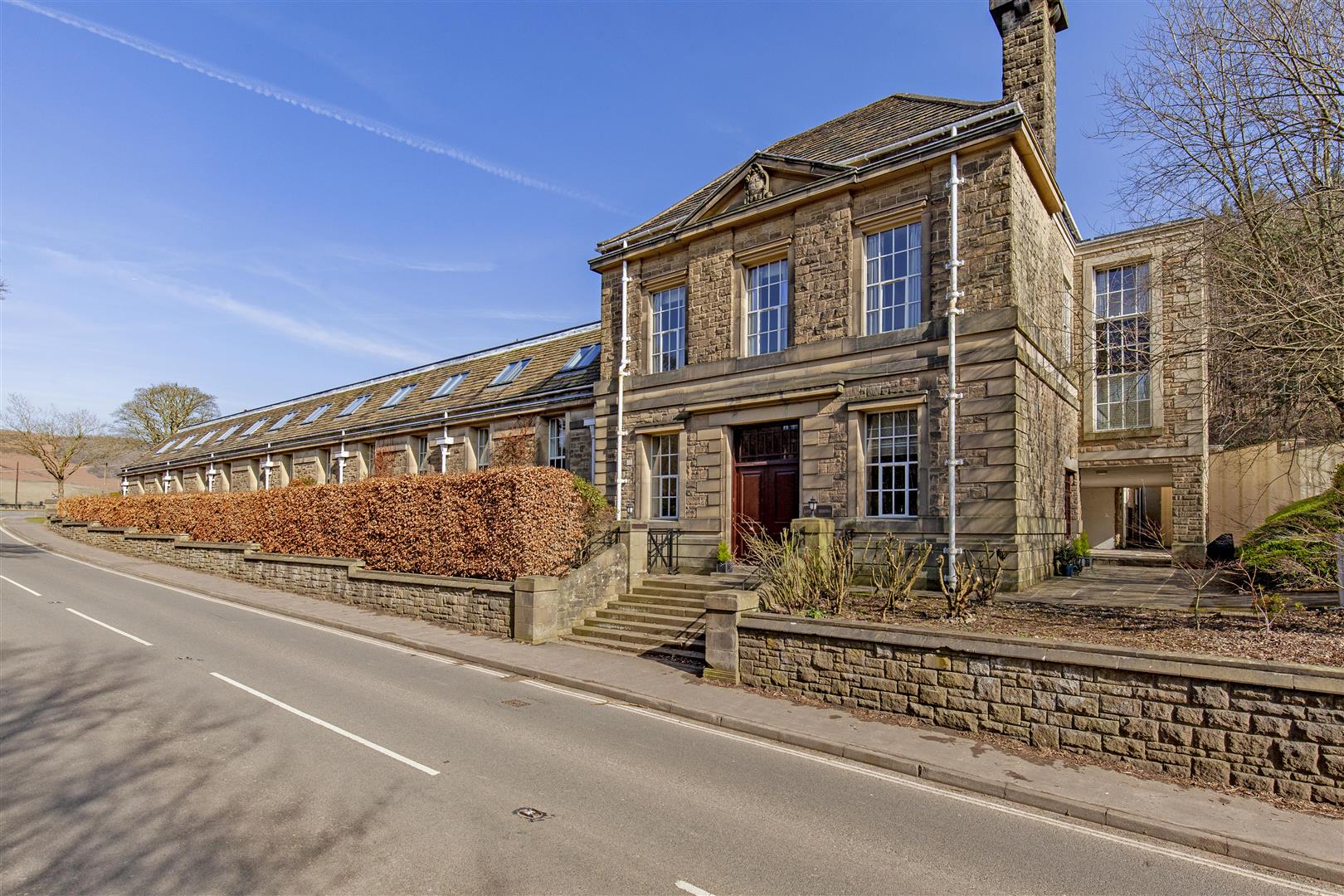 6 Ladybower Lodge, Ashopton Road, Bamford, S33 0BY