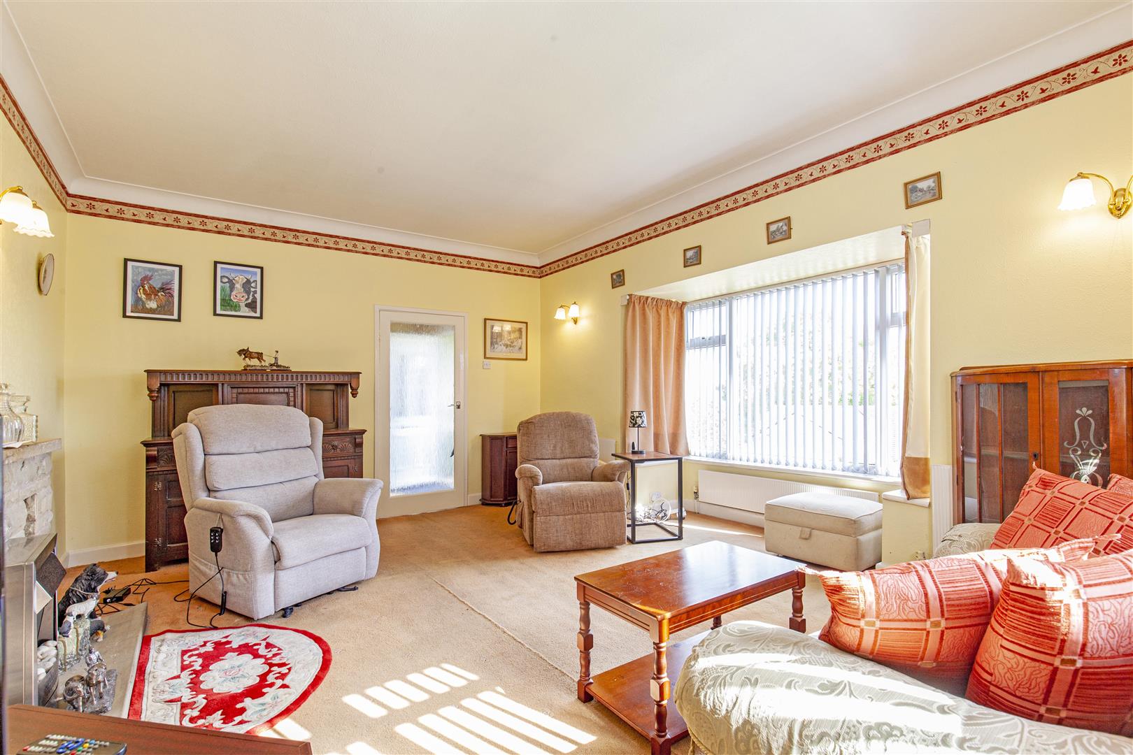 Newlands, Hill Lane, Hathersage, Hope Valley, S32 1AY