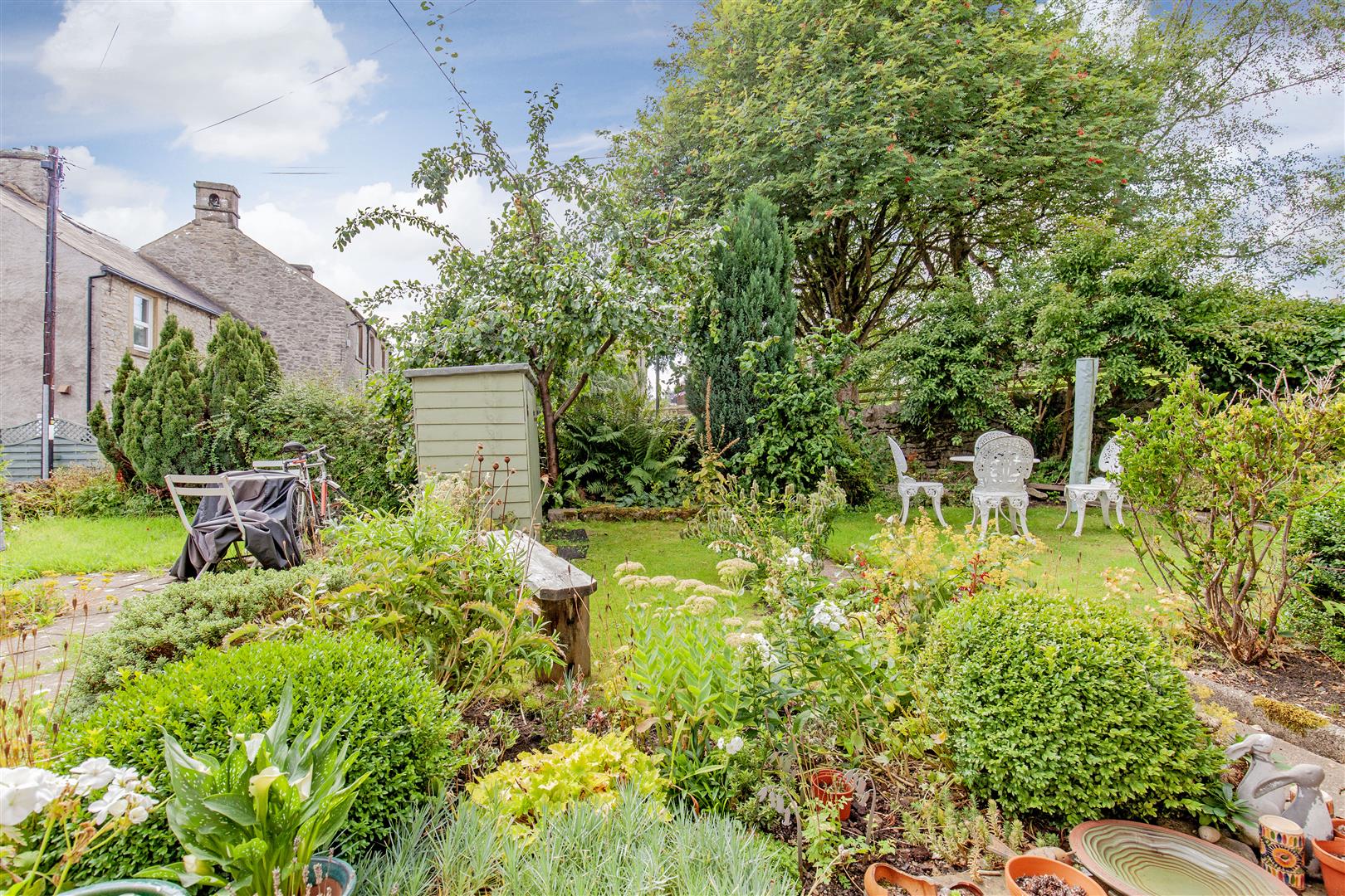 2 Elderbank, Hugh Lane, Bradwell, Hope Valley, S33 9JB