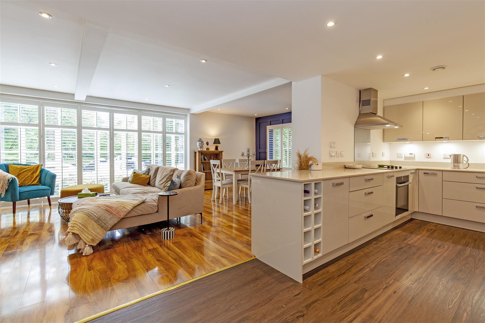 6 Ladybower Lodge, Ashopton Road, Bamford, S33 0BY