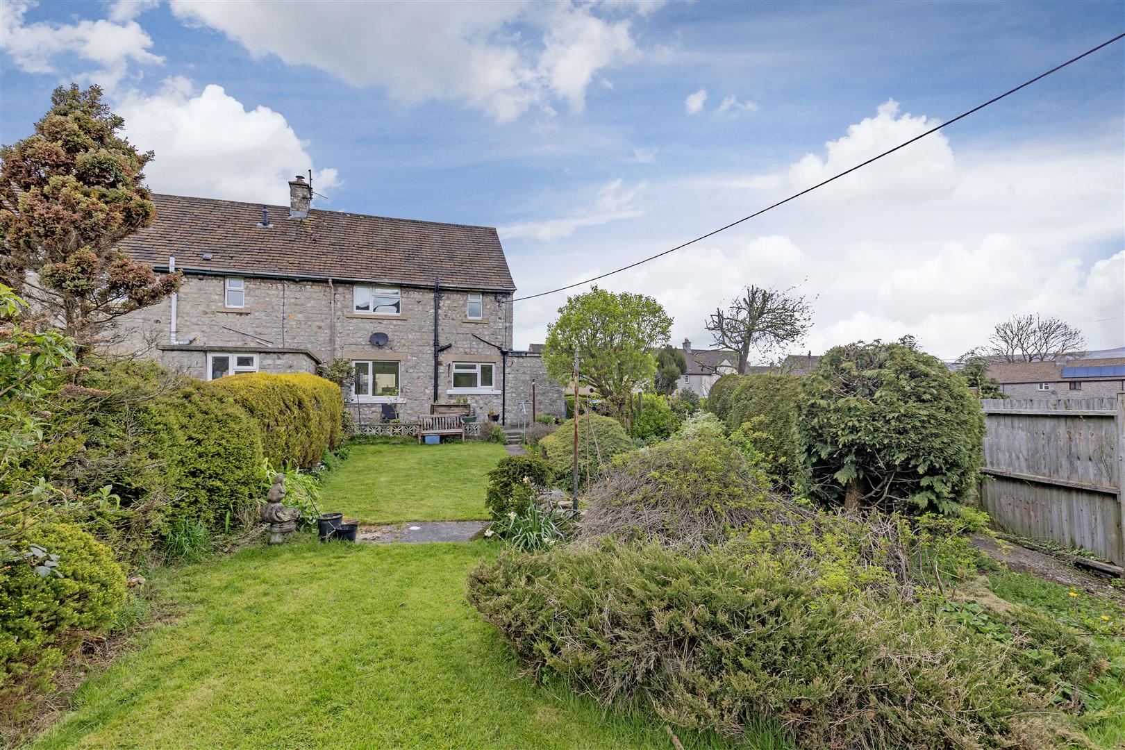 24, The Crescent, Bradwell, Hope Valley, S33 9HL
