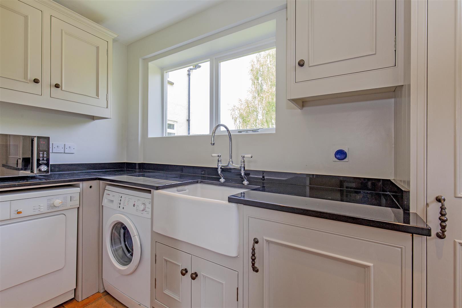 Thorn Cottage, Froggatt Lane, Froggatt, Hope Valley, S32 3ZA