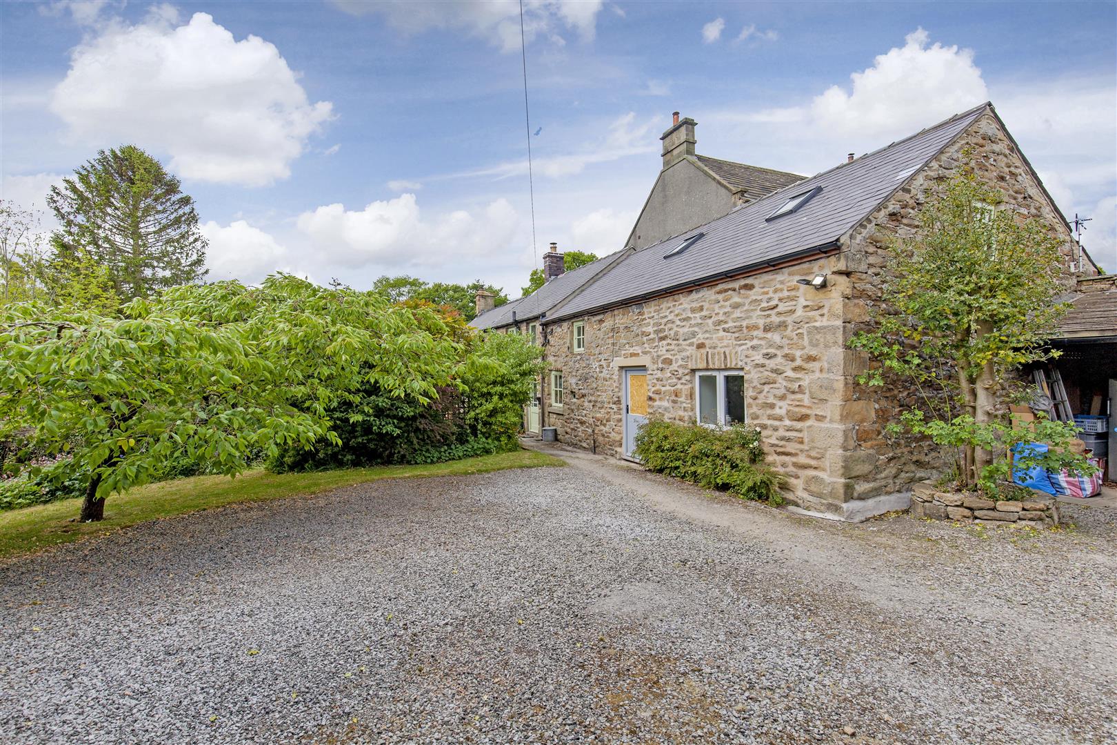 Ash House, Great Hucklow, Buxton, SK17 8RF