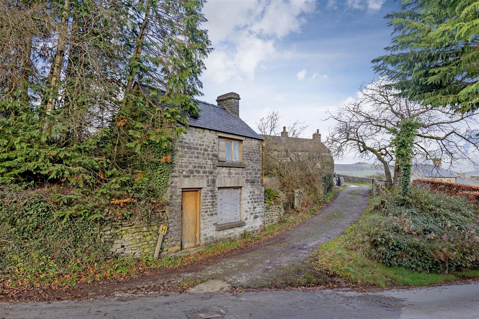 Two Edge View, Smalldale, Bradwell, Hope Valley, S33 9JQ