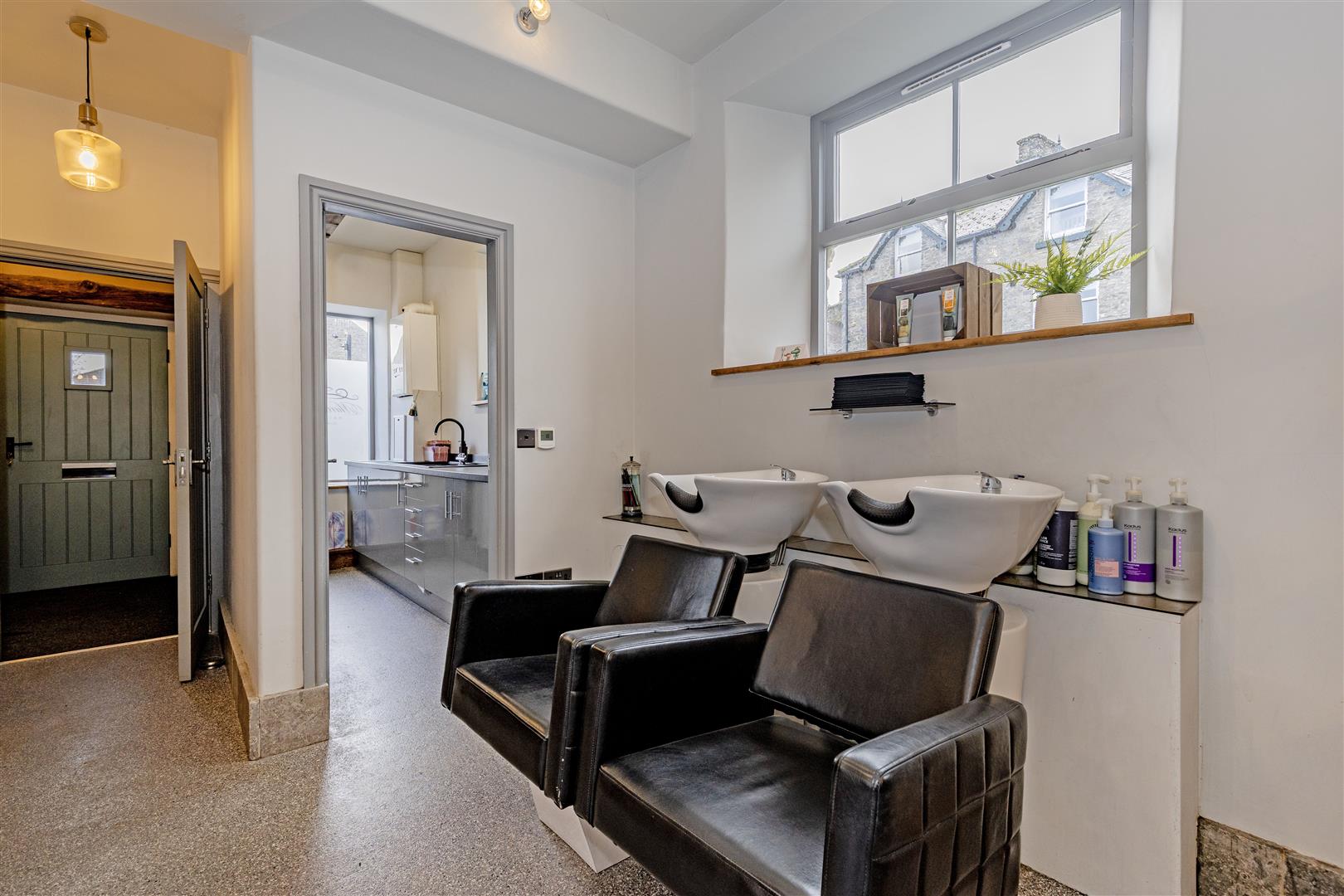 Manchester House, Bridge Street, Bradwell, Hope Valley, S33 9HE