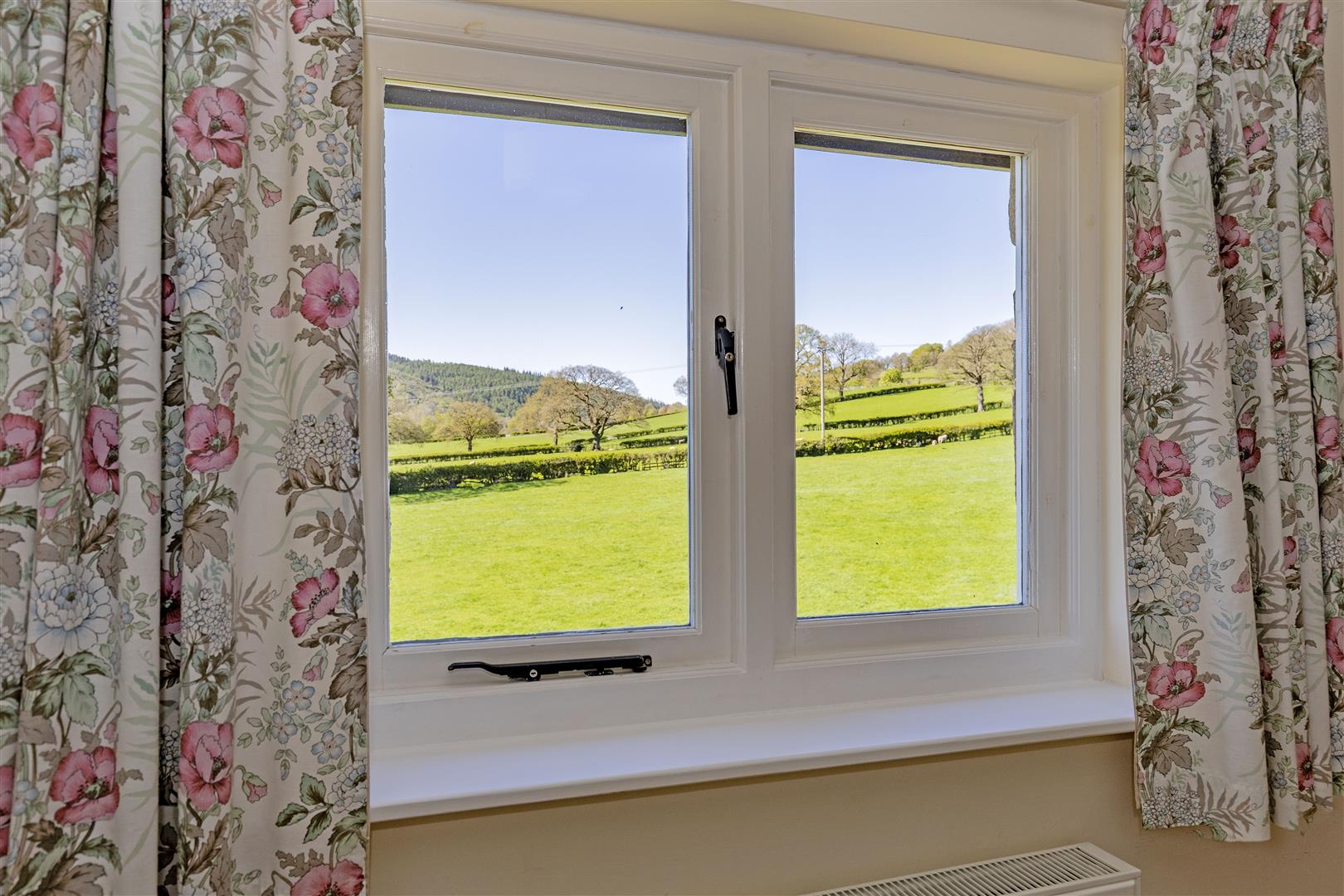 Mill Rise, The Hollow, Bamford, Hope Valley, S33 0DU