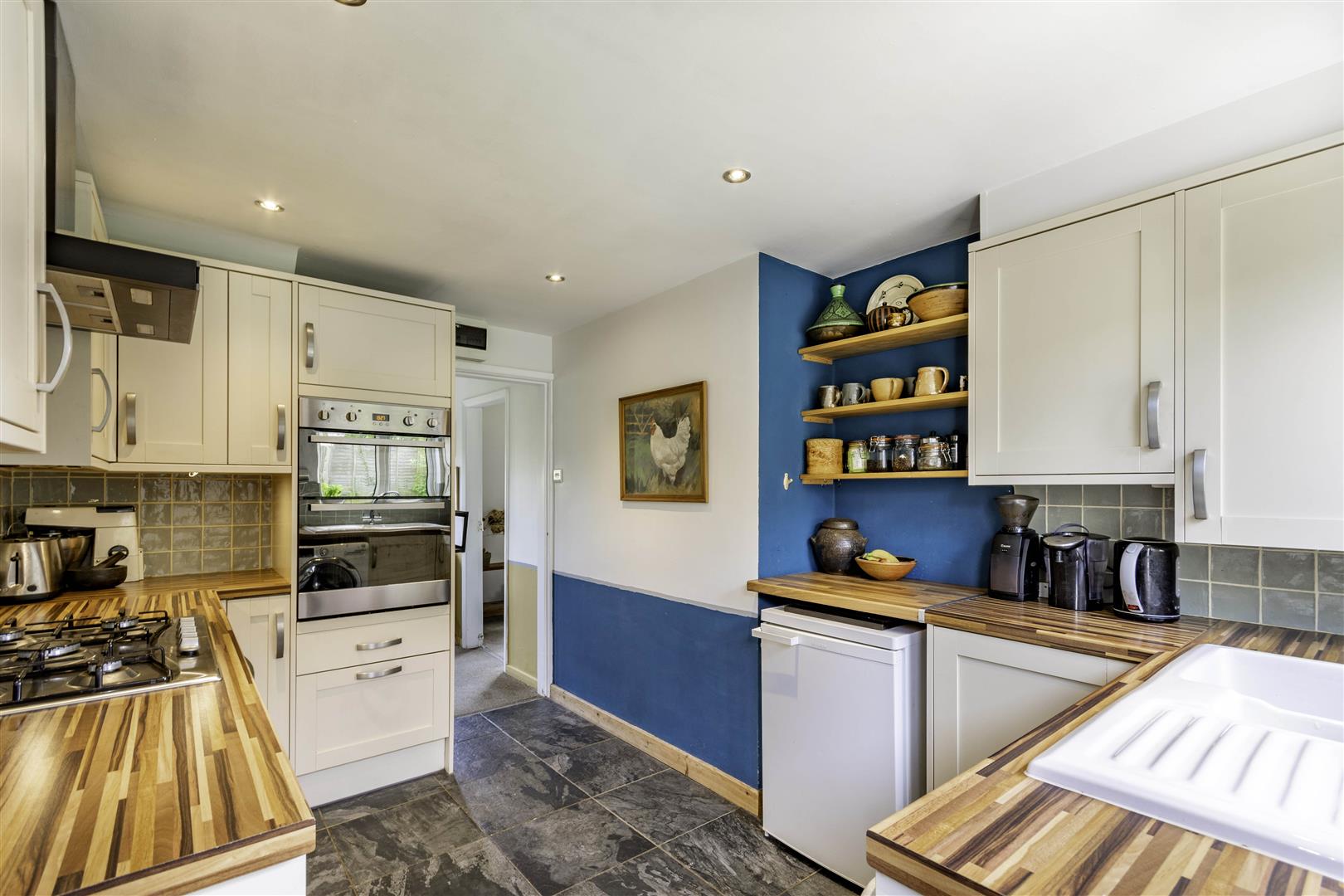 27, New Close, Eyam, Hope Valley, S32 5QX
